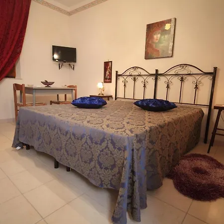 Casa Trinacria *